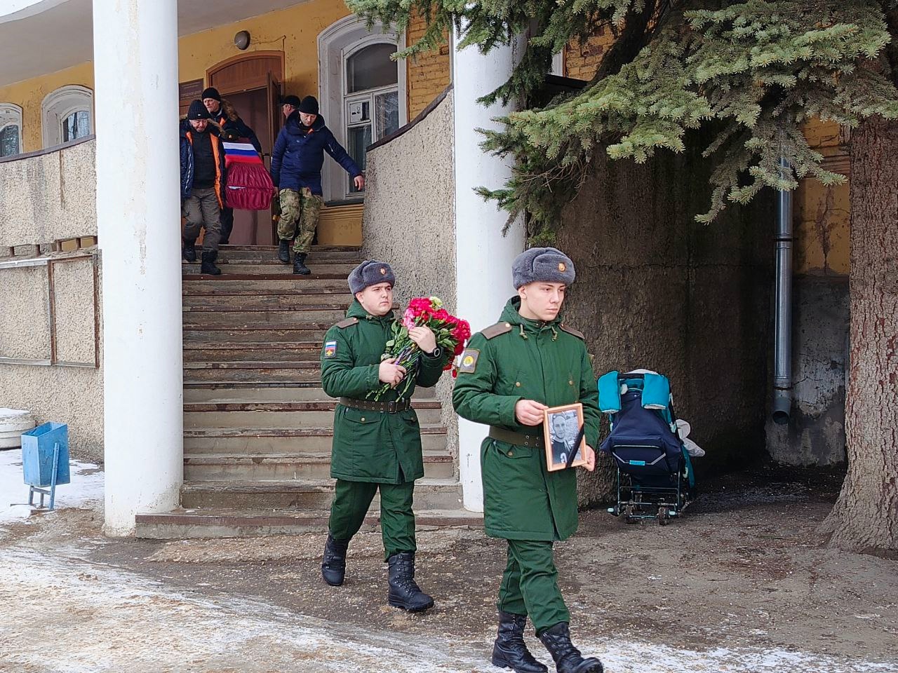 В Бежецке простились с погибшим в ходе СВО Андреем Ивановым Фото: Администрации Бежецкого муниципального округа