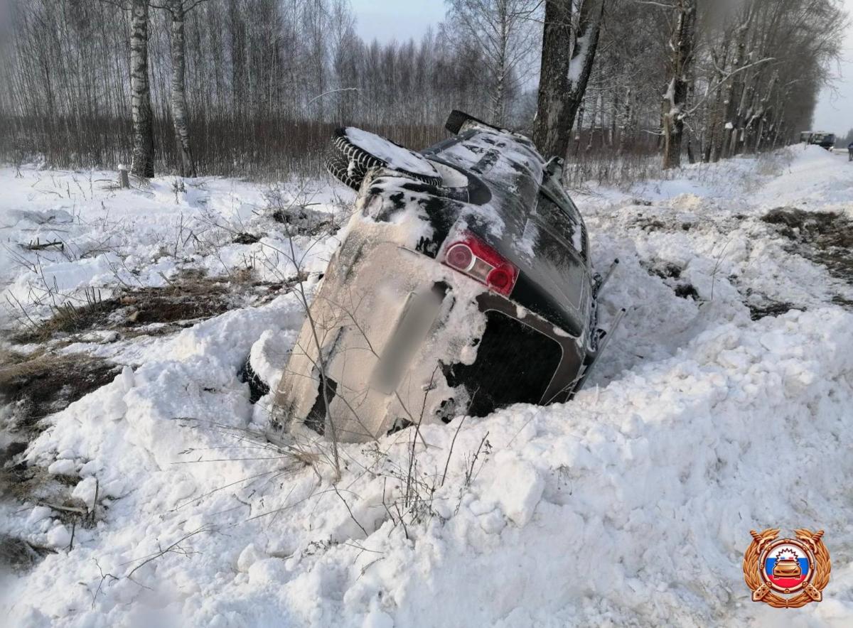 Ребенок пострадал в ДТП с перевернувшейся машиной в Торжке