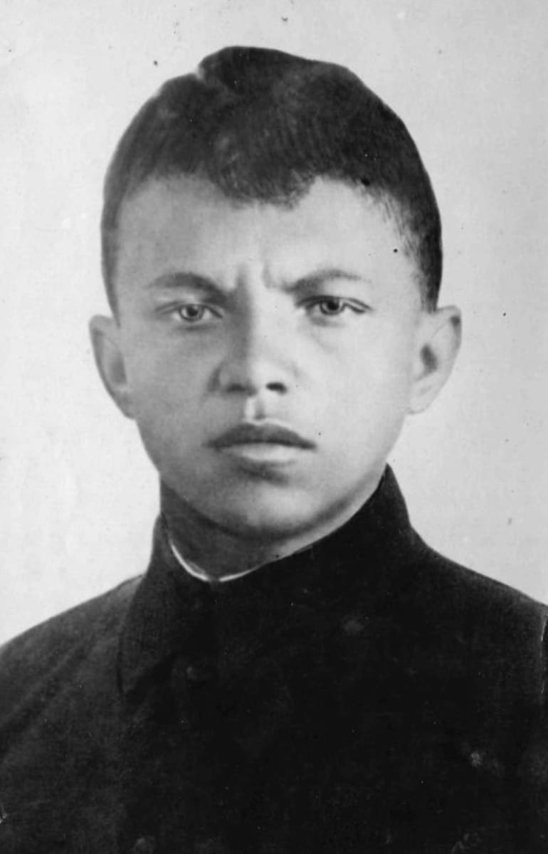 Александр Матросов 