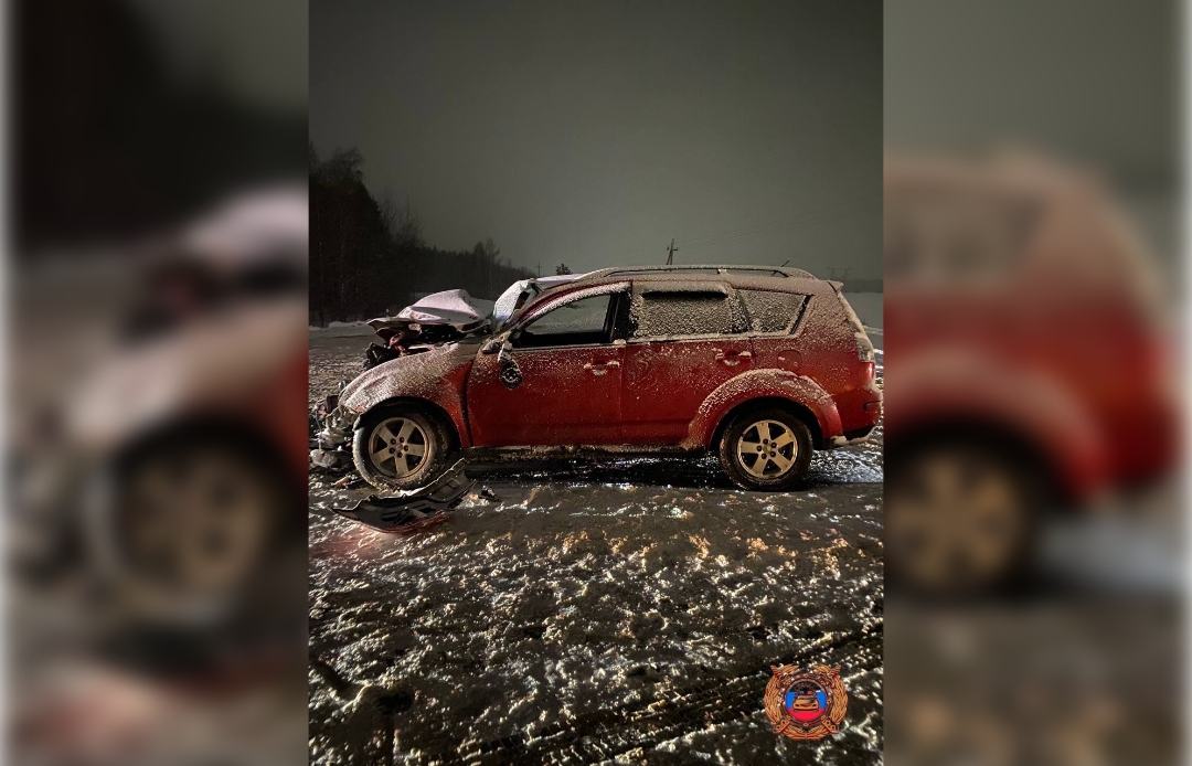 Под Тверью на “Золотом кольце” столкнулись легковушка и грузовая машина Фото: архив редакции