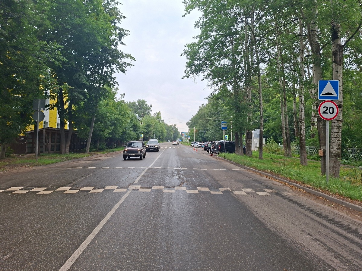 В Кимрах водитель кроссовера наехал на самокатчика Фото: Госавтоинспекция города Кимры