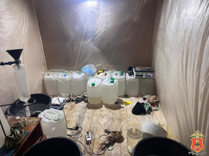 В Калининском районе взят под стражу организатор нарколаборатории  - новости Афанасий