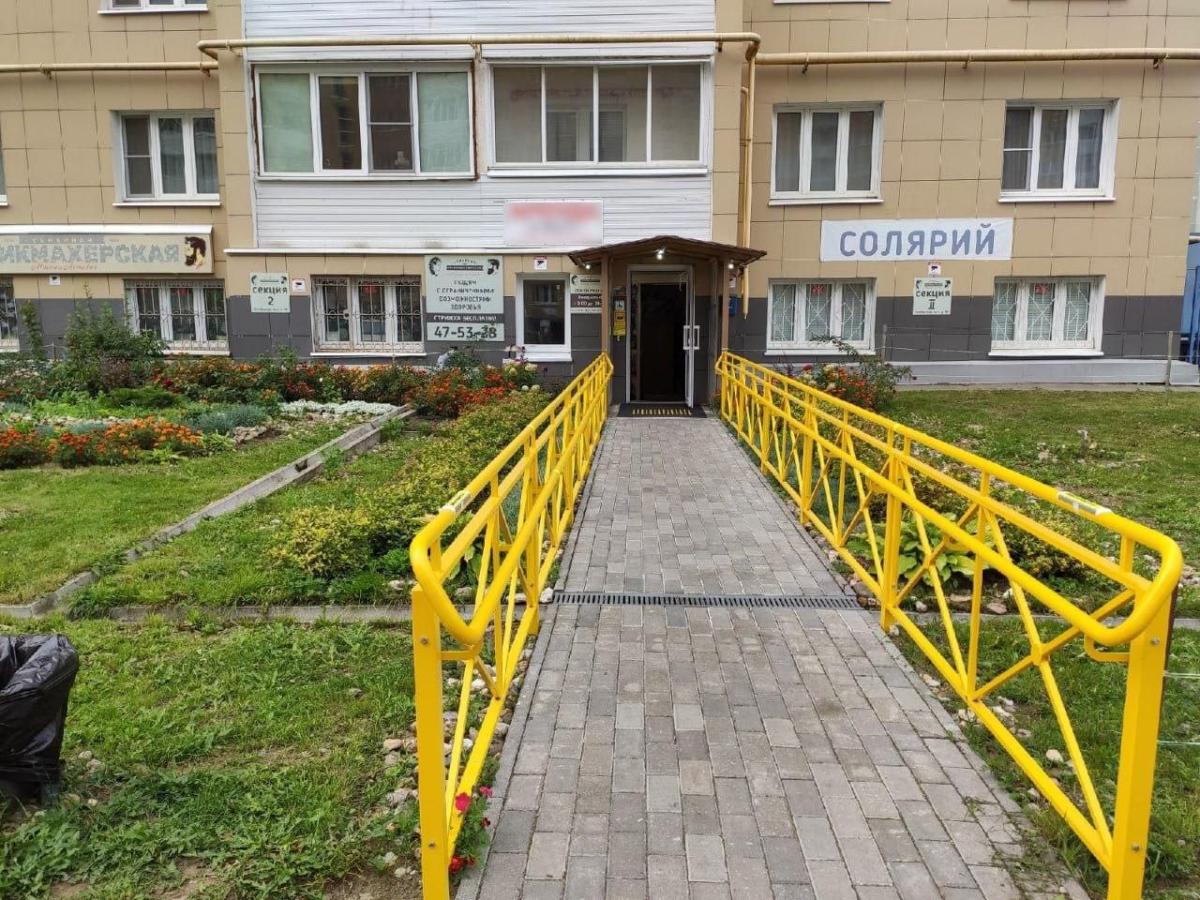 В Твери инвалиды-колясочники могут остаться без доступа в специализированную парикмахерскую Фото: предоставлено в редакцию