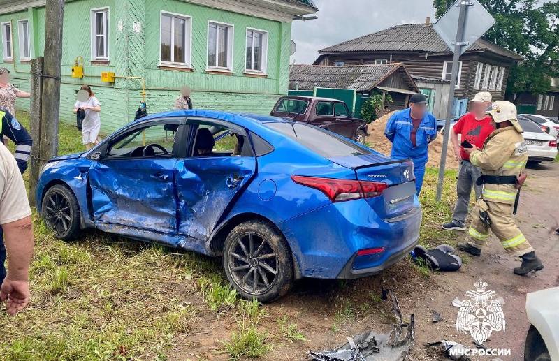 В Красном Холме произошло ДТП с пострадавшими - новости Афанасий