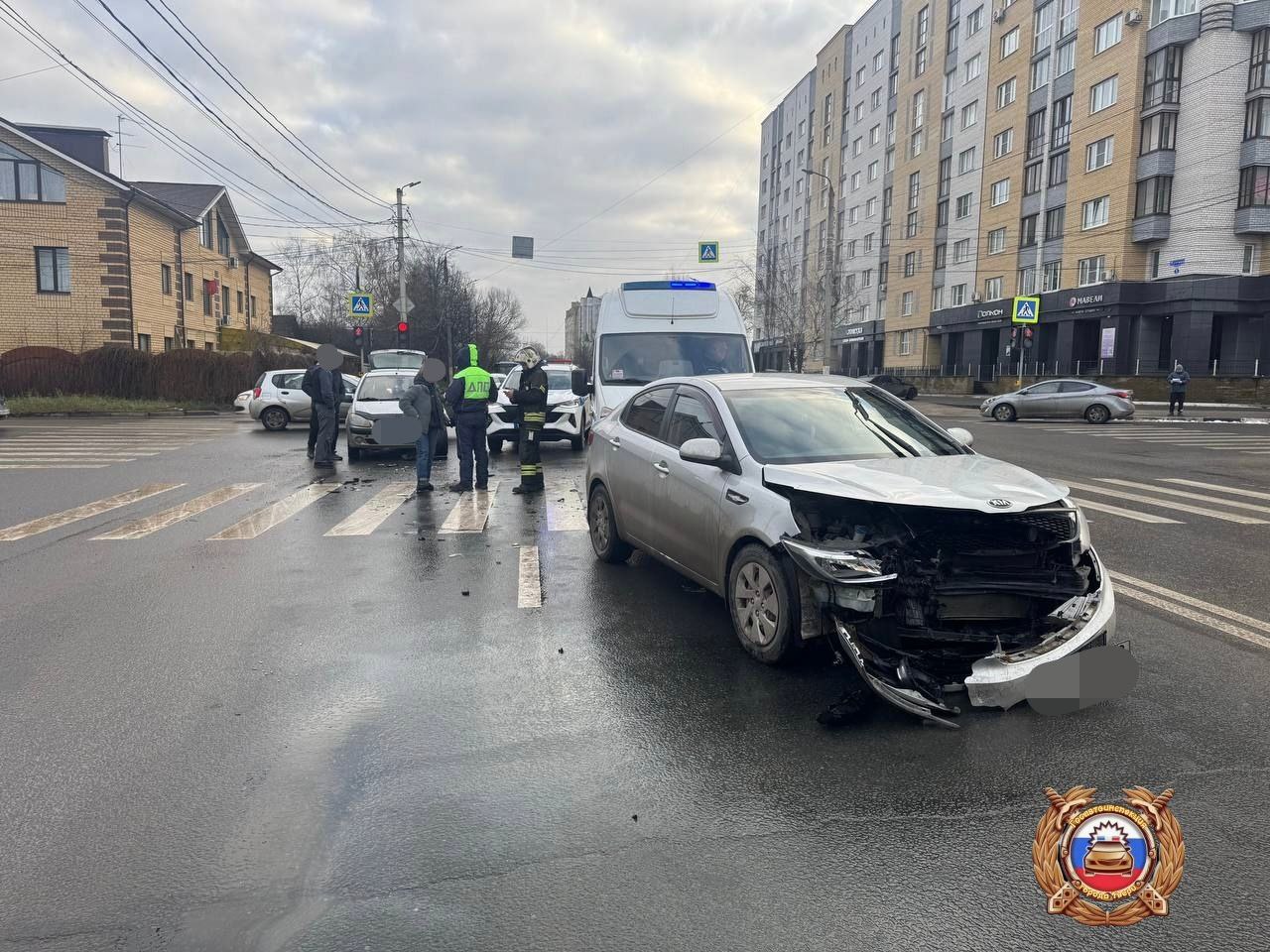 В Твери в ДТП на Скворцова-Степанова пострадал человек Фото: ГАИ