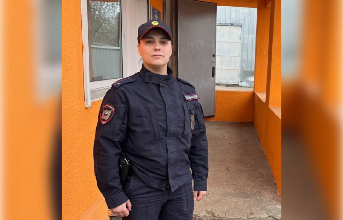 Под Тверью женщина обнаружила дома грабителя На фото: Участковый уполномоченный полиции Отдела МВД России «Калининский» лейтенант полиции Александра Беспалова
Фото: УМВД России по Тверской области