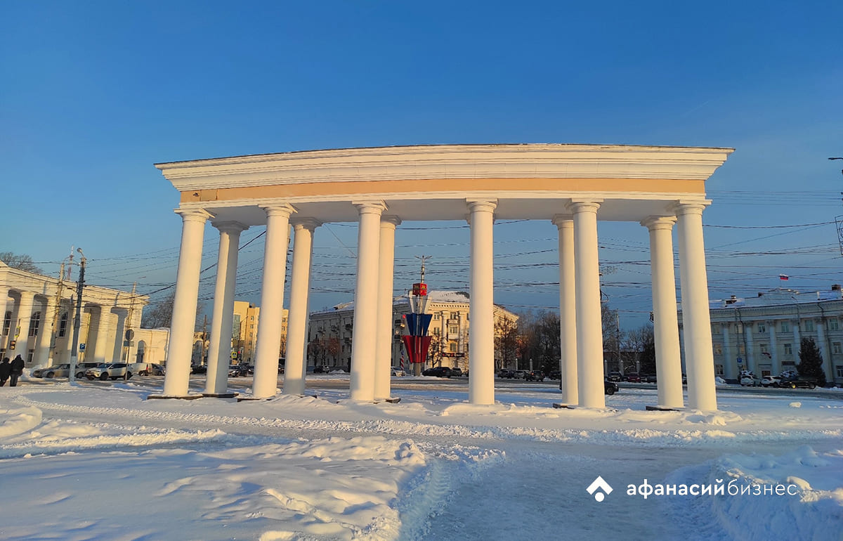 В Твери утвердили перечень аварийно-опасных участков дорог Фото: площадь Гагарина / архив редакции