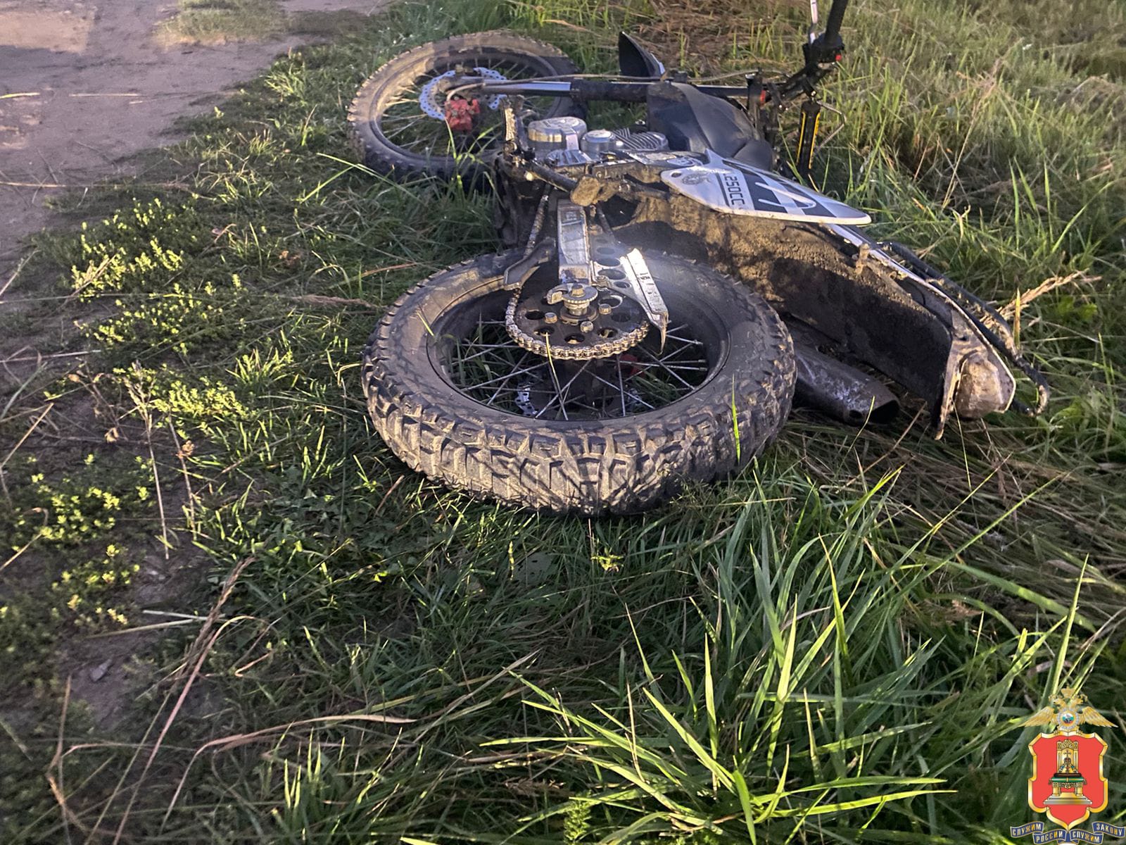 Под Тверью ночью мотоциклист сбил двух пешеходов Фото: УМВД России по Тверской области