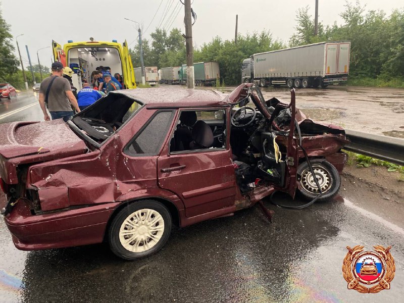 ДТП на Московском шоссе в Твери стало причиной большой пробки  Фото: Управление Госавтоинспекции по Тверской области ДТП на Московском шоссе в Твери стало причиной большой пробки  Фото: Управление Госавтоинспекции по Тверской области