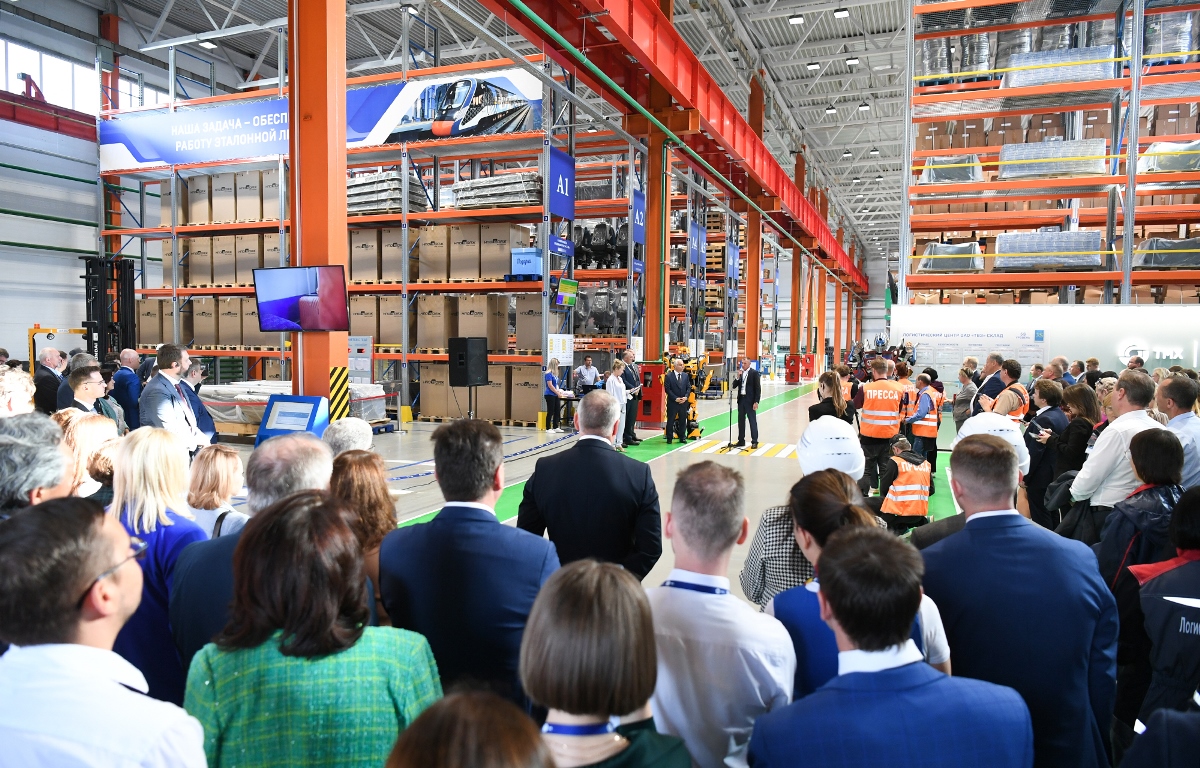 Владимир Путин назвал 125-летие ТВЗ важной датой для всего российского железнодорожного машиностроения - новости Афанасий