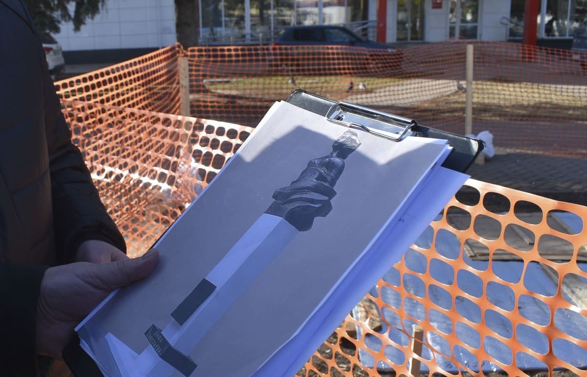 В Твери идет работа по установке памятника Паше Савельевой - новости Афанасий