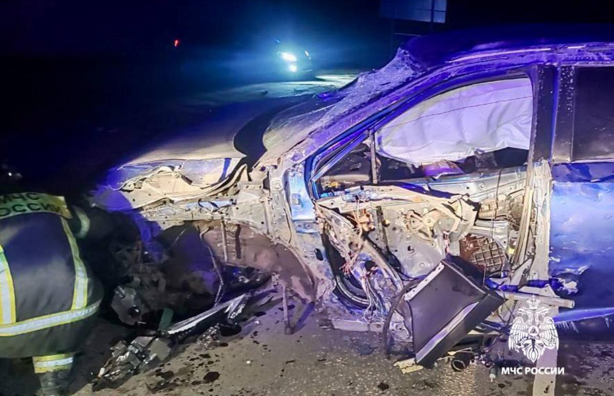 Под Тверью столкнулись грузовик и две легковушки - новости Афанасий