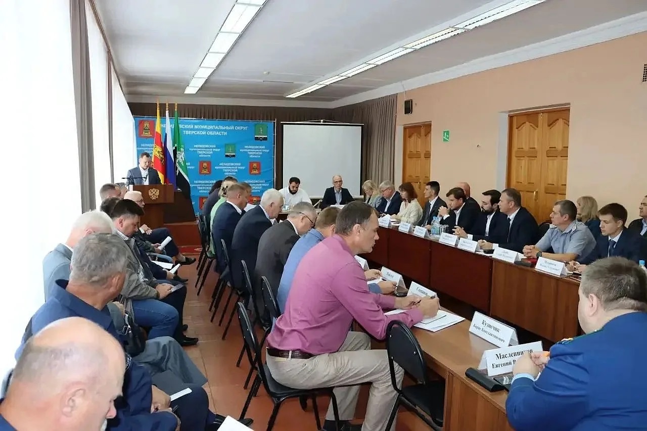 Тверские энергетики готовят электросетевой комплекс к осенне-зимнему периоду   Фото: администрация Нелидовского МО
 
