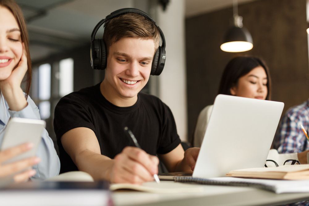 Тверские студенты могут принять участие в конкурсе исследователей Фото: МТС