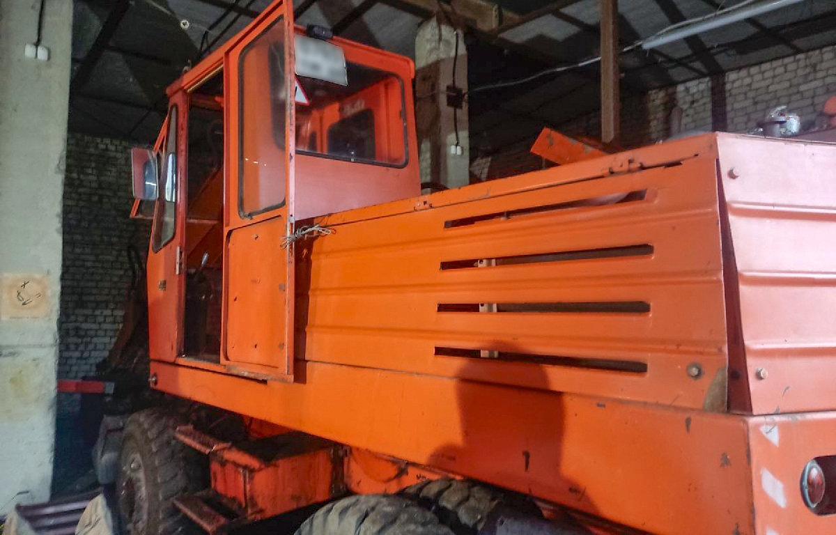 Тверская область направила экскаватор в зону СВО 