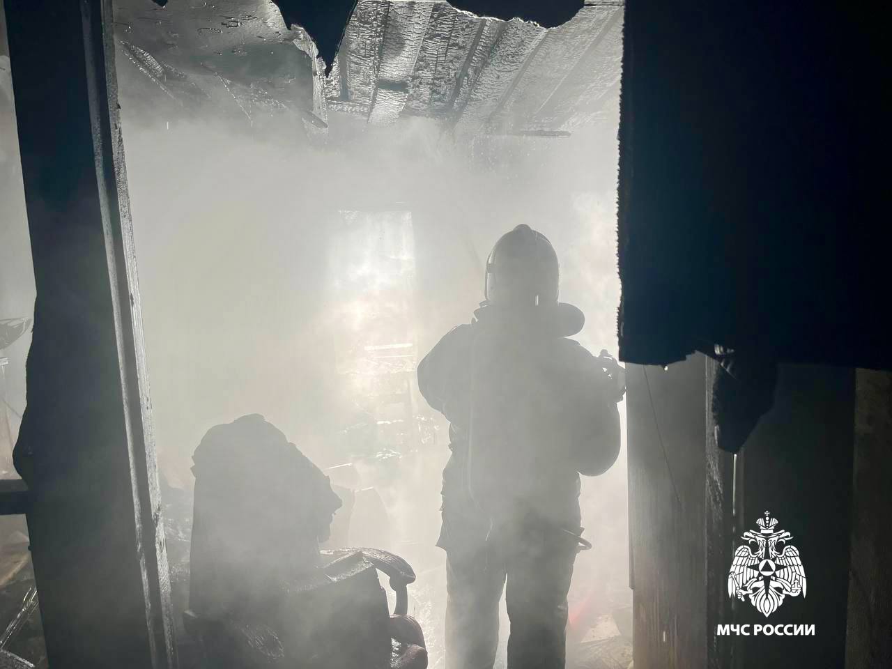 Из-за аварийной проводки в Вышнем Волочке сгорела квартира Фото: ГУ МЧС России по Тверской области