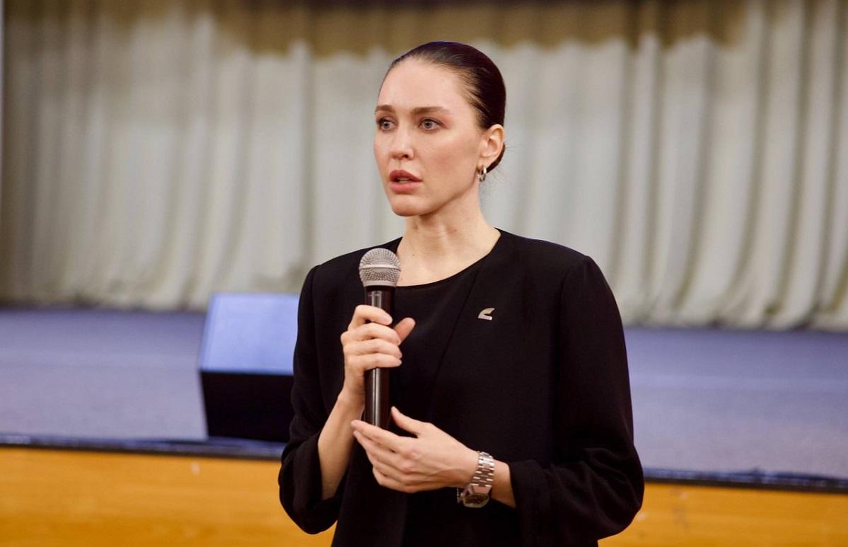 Депутат Госдумы РФ Алёна Аршинова встретилась со старостами Калининского округа - новости Афанасий