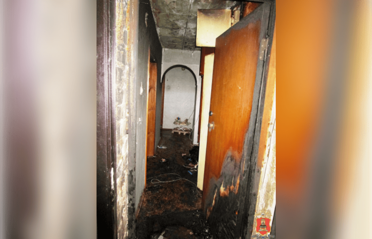 Чтобы привлечь внимание сына, жительница Нелидово подожгла квартиру 27-летней девушки - новости Афанасий