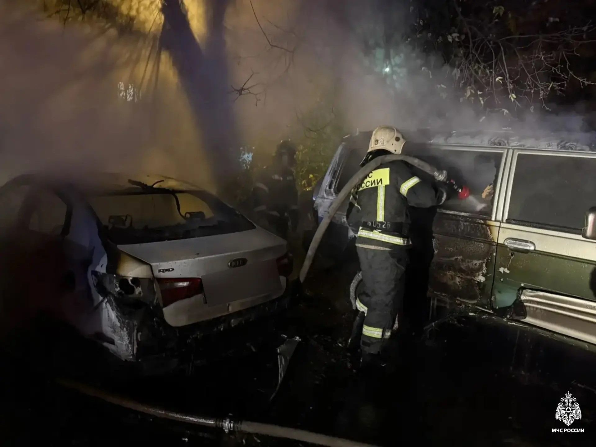 В Твери ночью горели автомобили Фото: ГУ МЧС по Тверской области