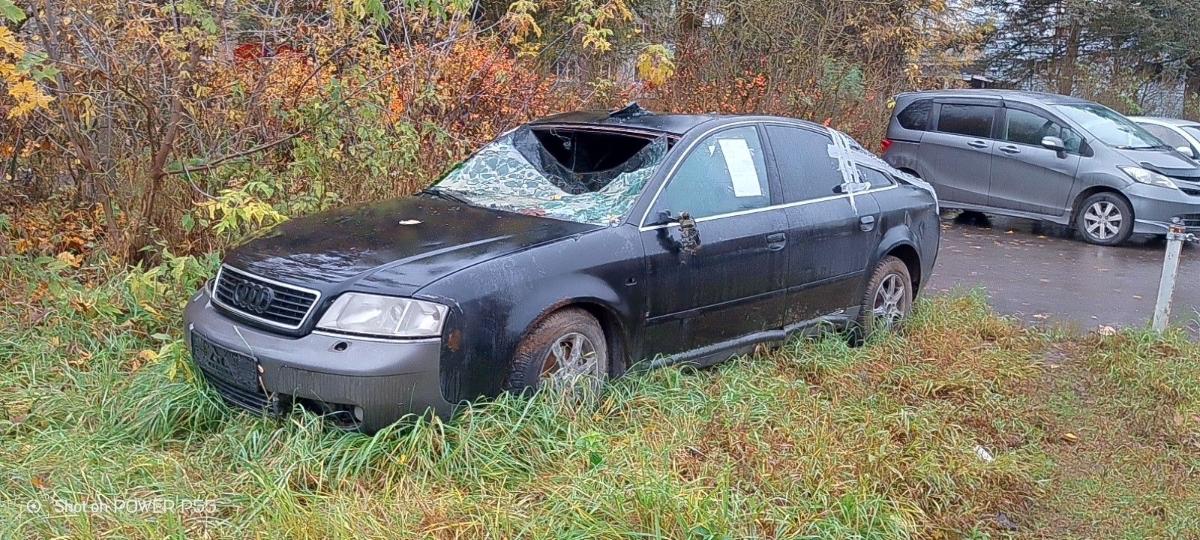 В Химинституте принудительно эвакуируют брошенный автомобиль  Фото: администрация города Твери