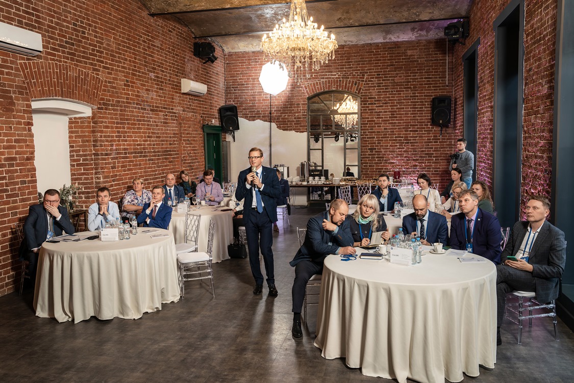 Руководители крупных компаний Тверской области обсудили вопросы развития клиентских сервисов Фото: АО «АтомЭнергоСбыт»