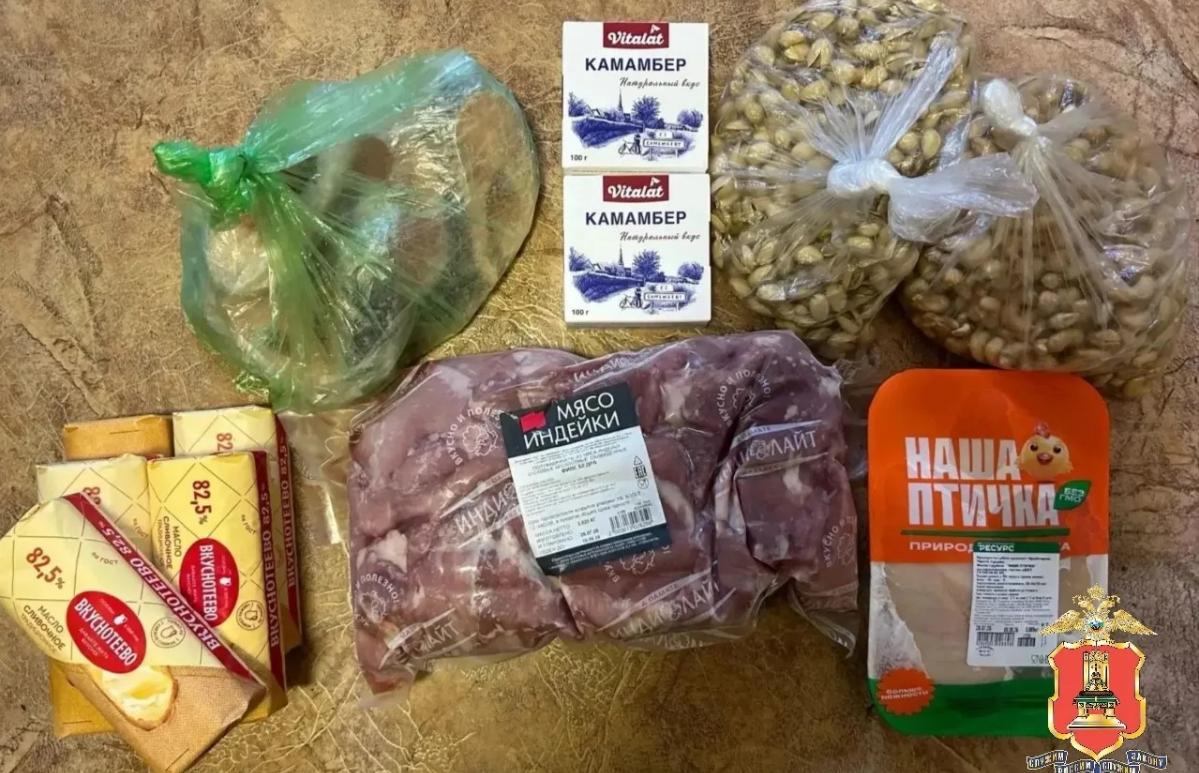 В Зубцове две дачницы вынесли из магазина продукты на 15 тысяч рублей - новости Афанасий