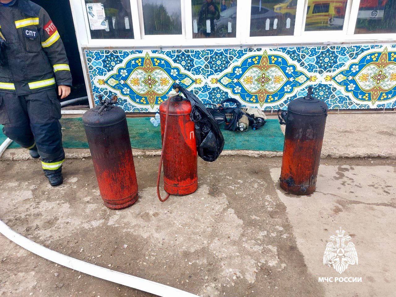 Чайхана в Твери горела из-за неисправного холодильника