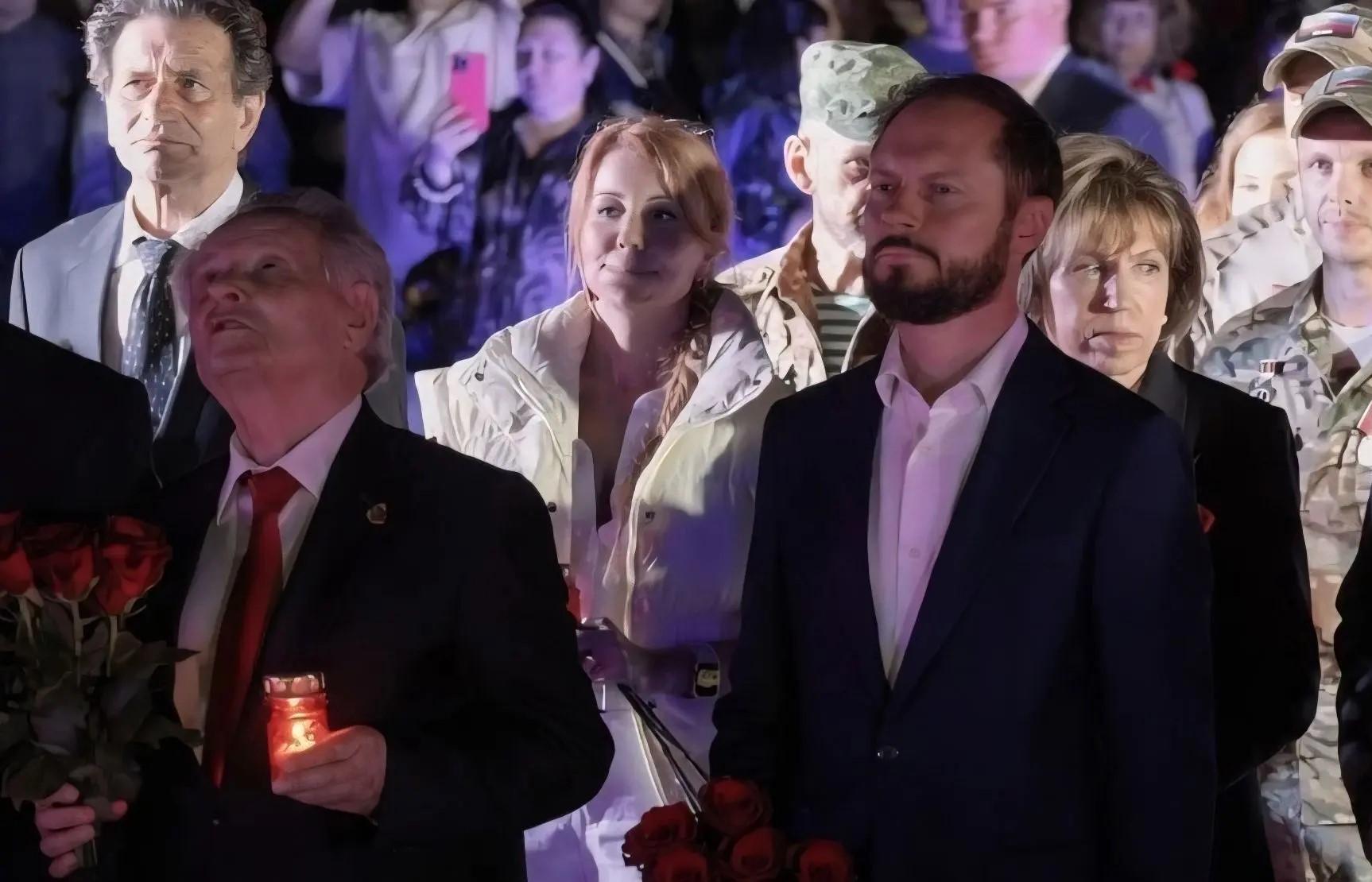 Виталий Королев почтил память павших в войне на мемориале Советскому солдату - новости Афанасий