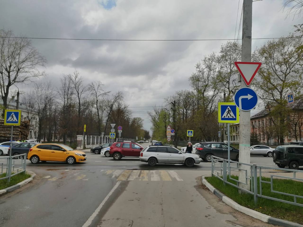 Прокуратура в Твери взяла на контроль  расследование наезда лесовоза на 9-летнего ребенка Фото: прокуратура Тверской области