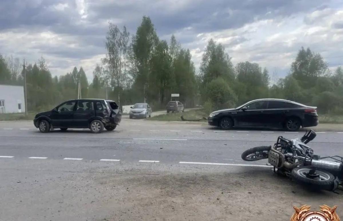 Под Зубцовом мотоцикл и автомобиль не поделили перекресток - новости Афанасий