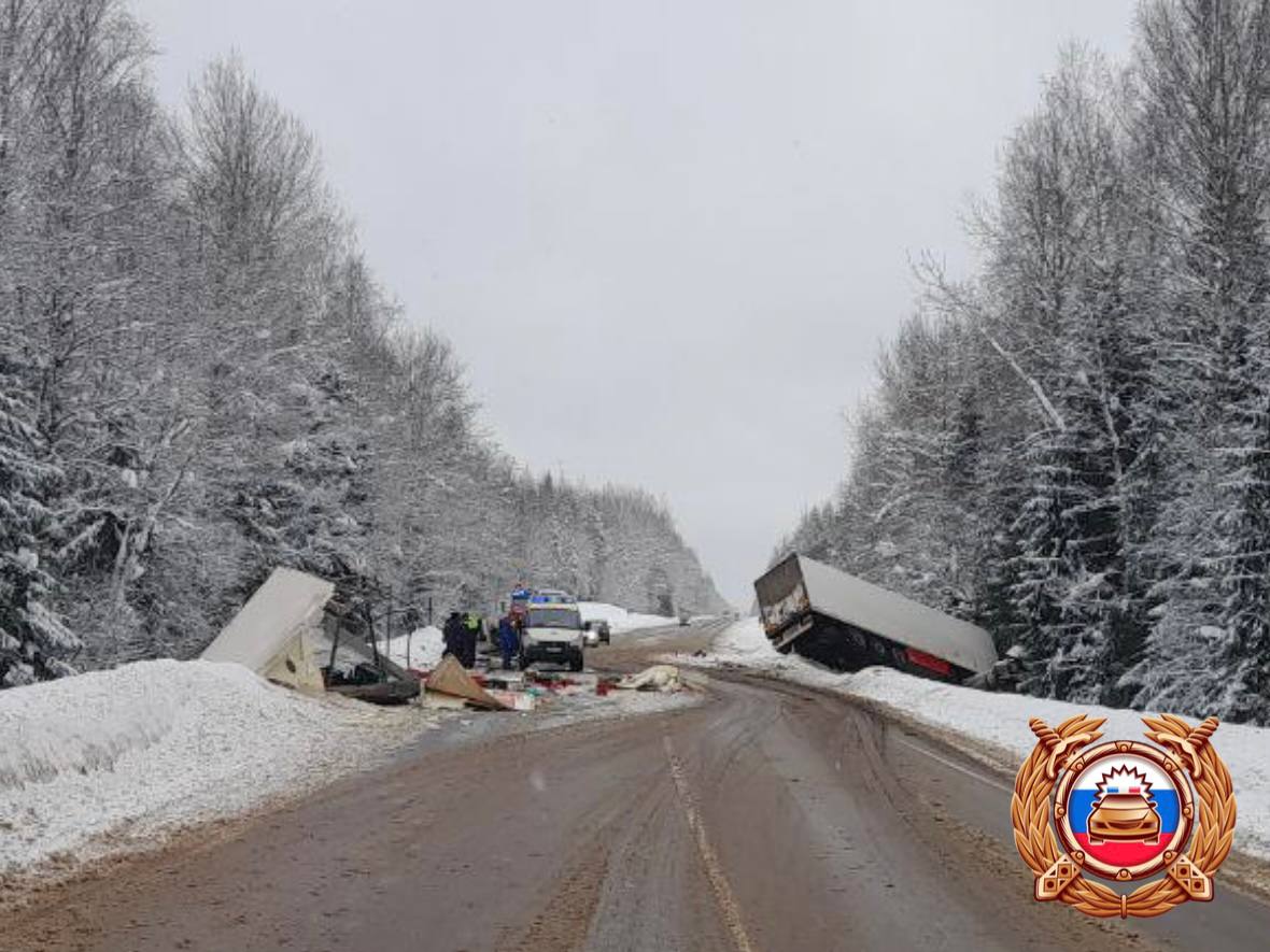 В Тверской области на М9 в ДТП погибли два человека Фот: ГАИ
