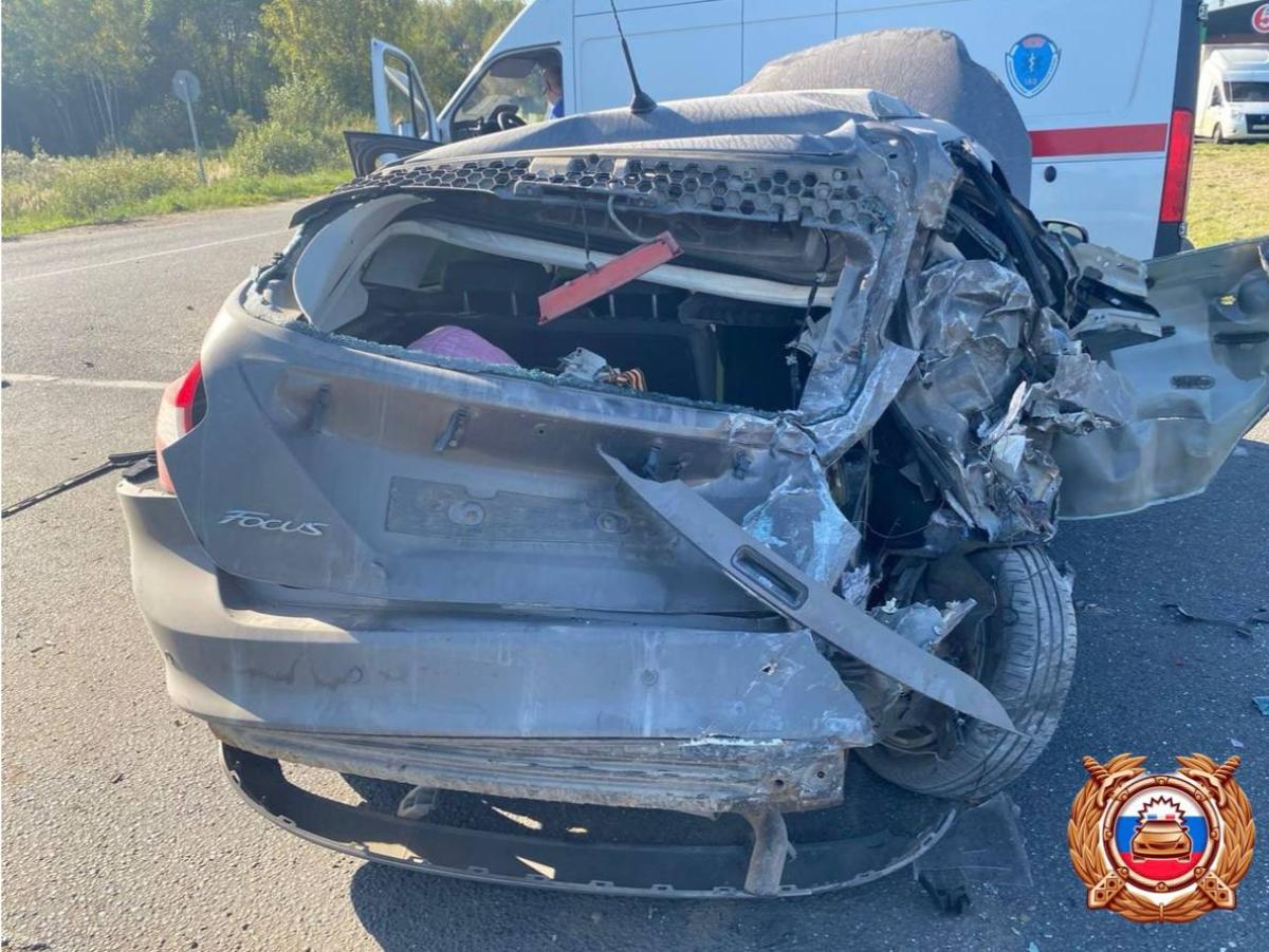 В Тверской области госпитализировали женщину, попавшую в двойное ДТП Фото: ГАИ В Тверской области госпитализировали женщину, попавшую в двойное ДТП Фото: ГАИ