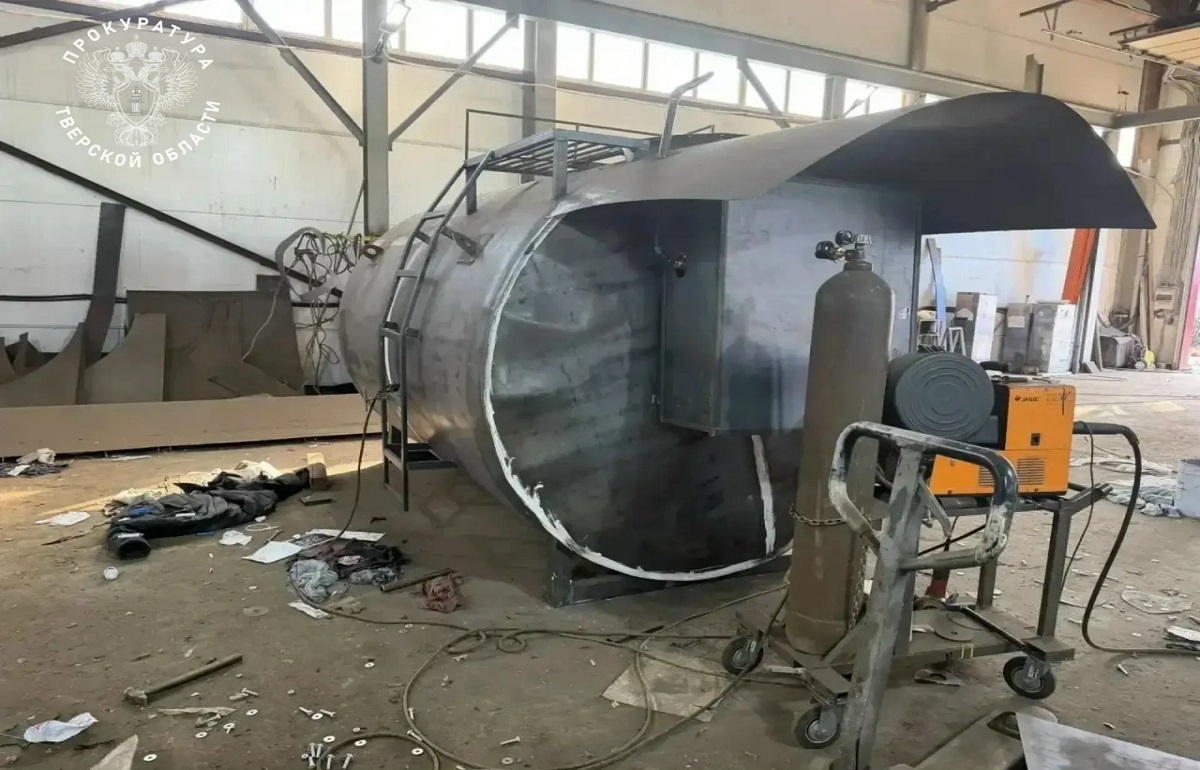 Под Тверью из-за разрыва цистерны рабочий получил ожоги и переломы Фото: Прокуратура Тверской области