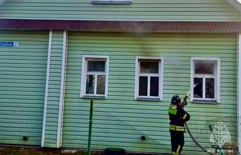 На пожаре в Кимрах спасли человека - новости Афанасий