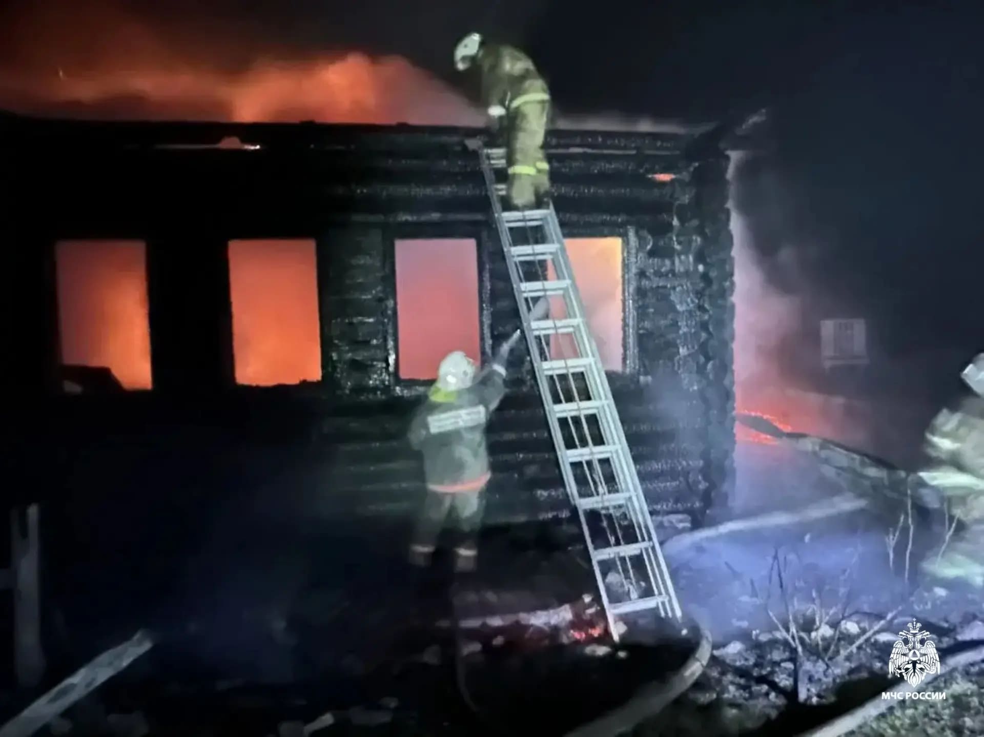 В Лесном районе Тверской области на пожаре пострадали люди Фото: ГУ МЧС России по Тверской области