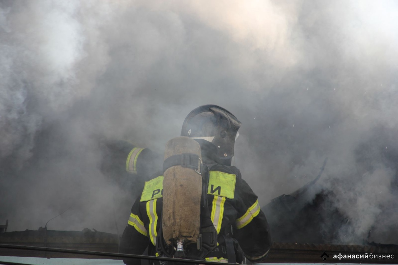 Два жилых дома сгорели в Тверской области из-за отопительных печей 