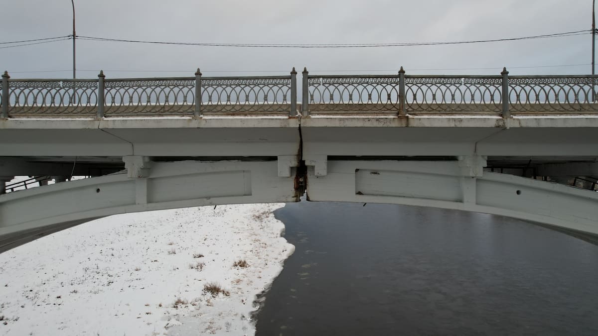 В Старице Тверской области по результатам дополнительного обследования моста дефектов не выявлено Фото предоставлено правительством Тверской области