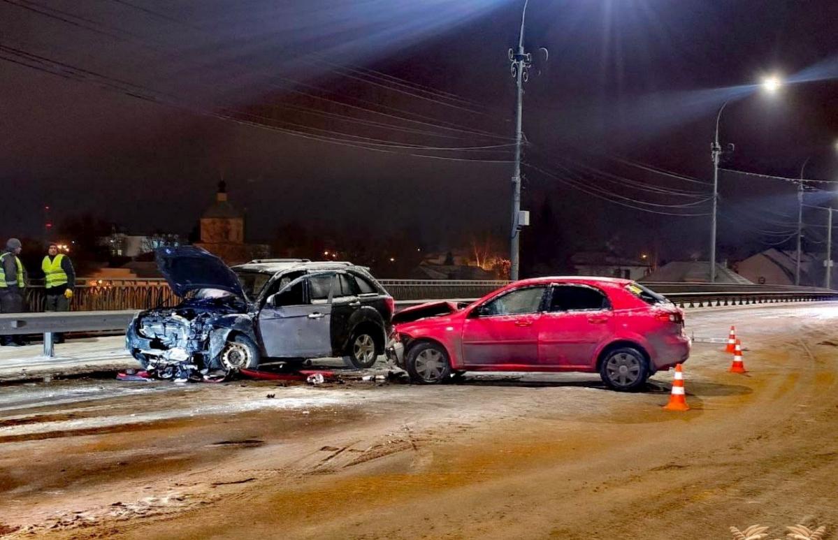 На ремонтируемом мосту в Твери пострадали два водителя - новости Афанасий