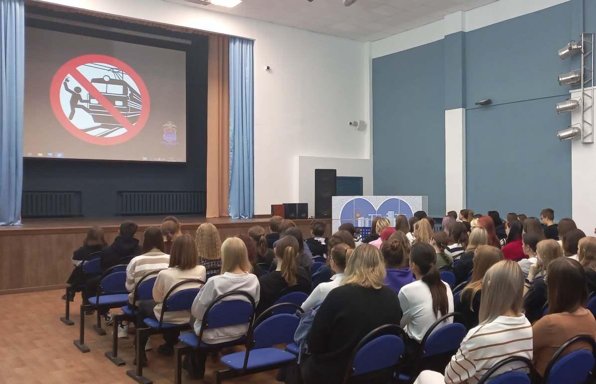 Тверские транспортные полицейские  провели профилактический ликбез Фото: транспортная полиция