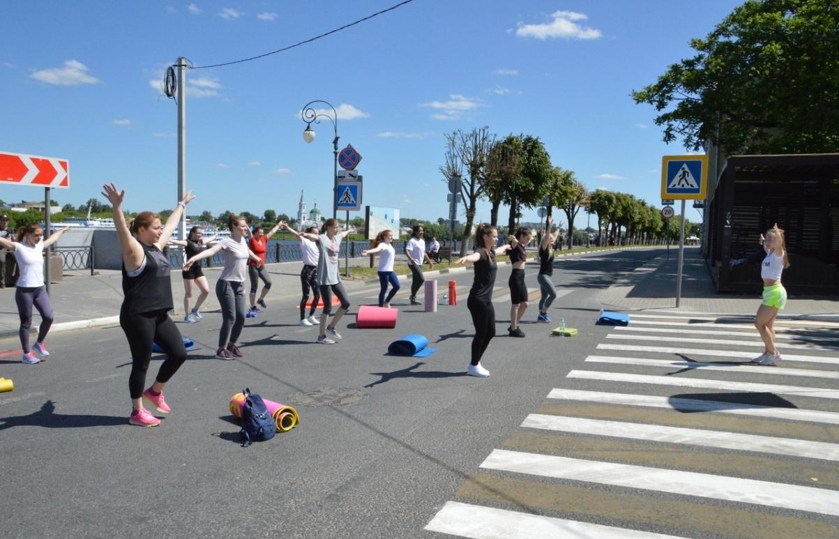 В выходные в Твери вновь станет пешеходной набережная Степана Разина - новости Афанасий