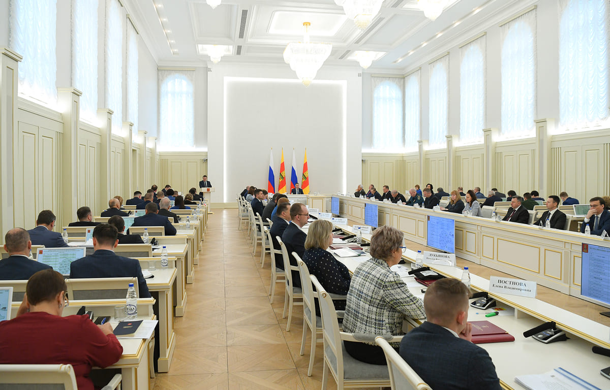 Губернатор Игорь Руденя поставил задачи по формированию городской среды региона Фото предоставлено правительством Тверской области