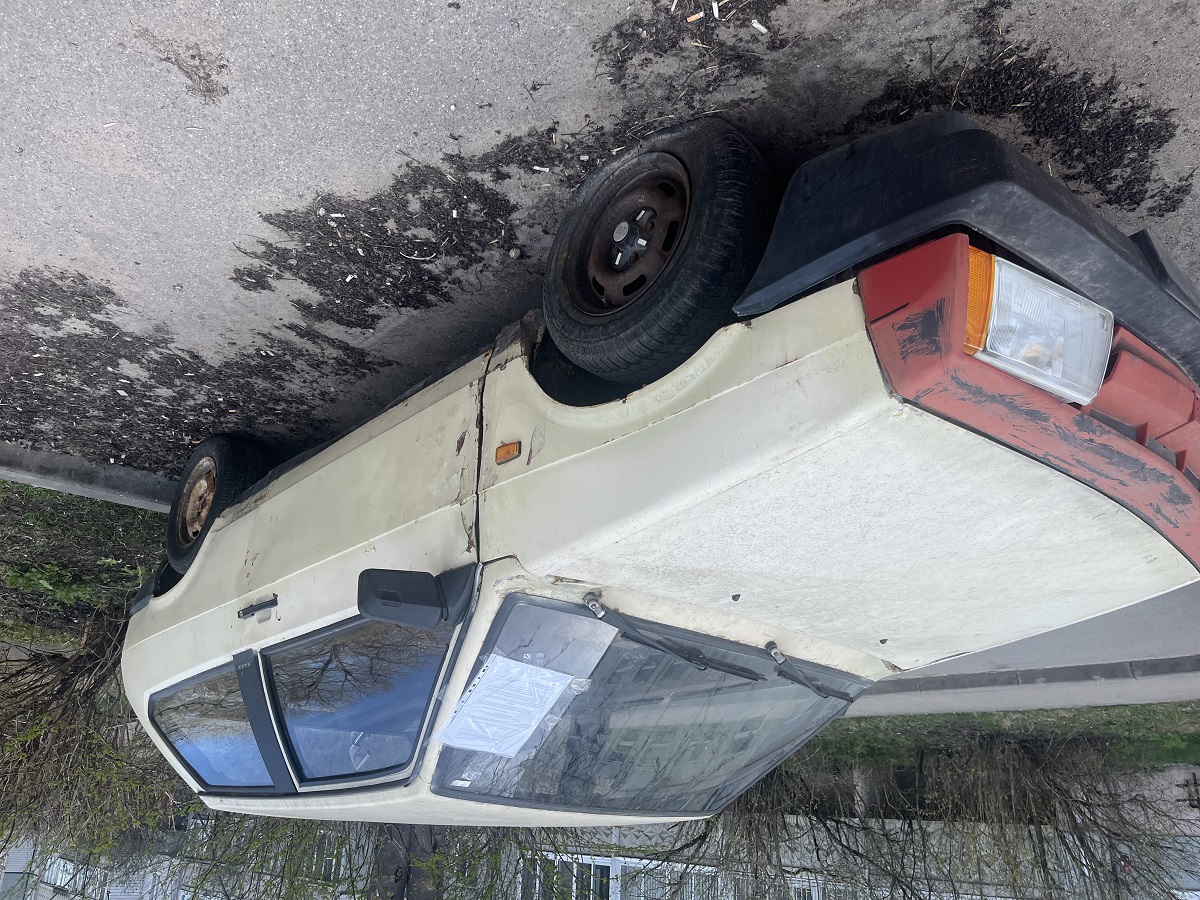 В Твери ищут владельца старого ВАЗа Фото: администрация Твери