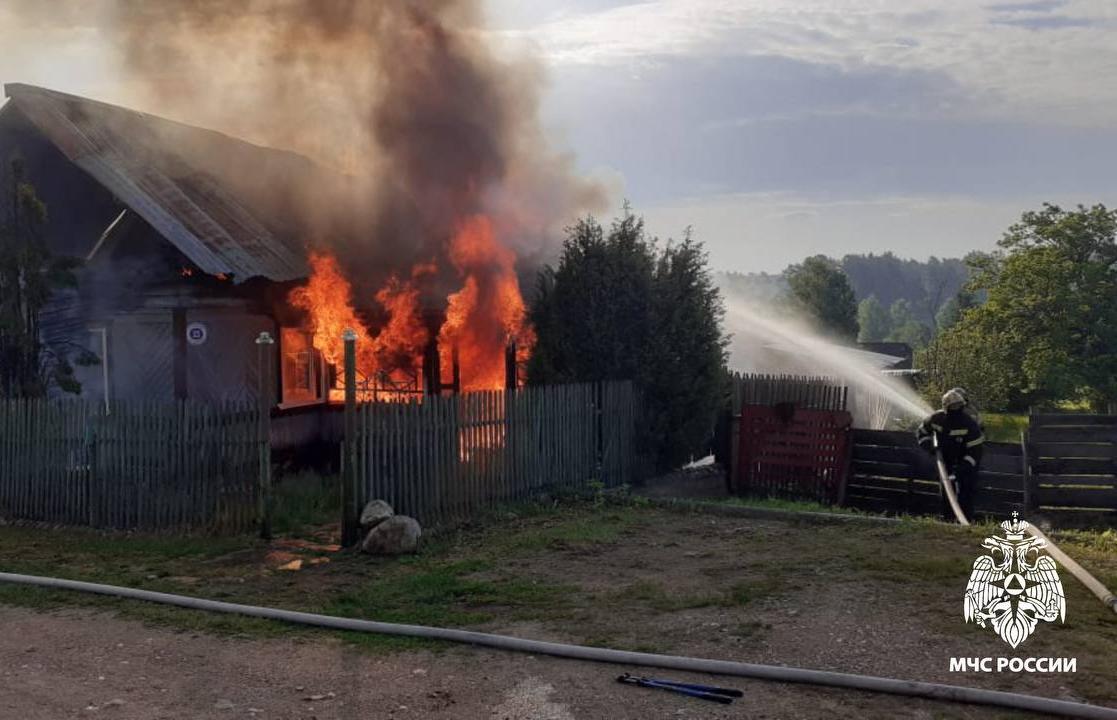 Под Торжком четыре часа тушили жилой дом - новости Афанасий