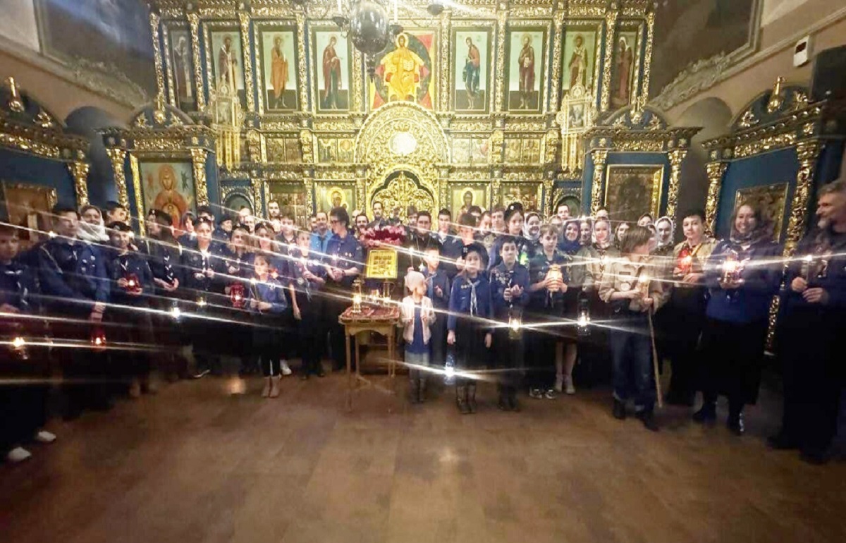 В Тверь доставили Вифлеемский огонь - новости Афанасий