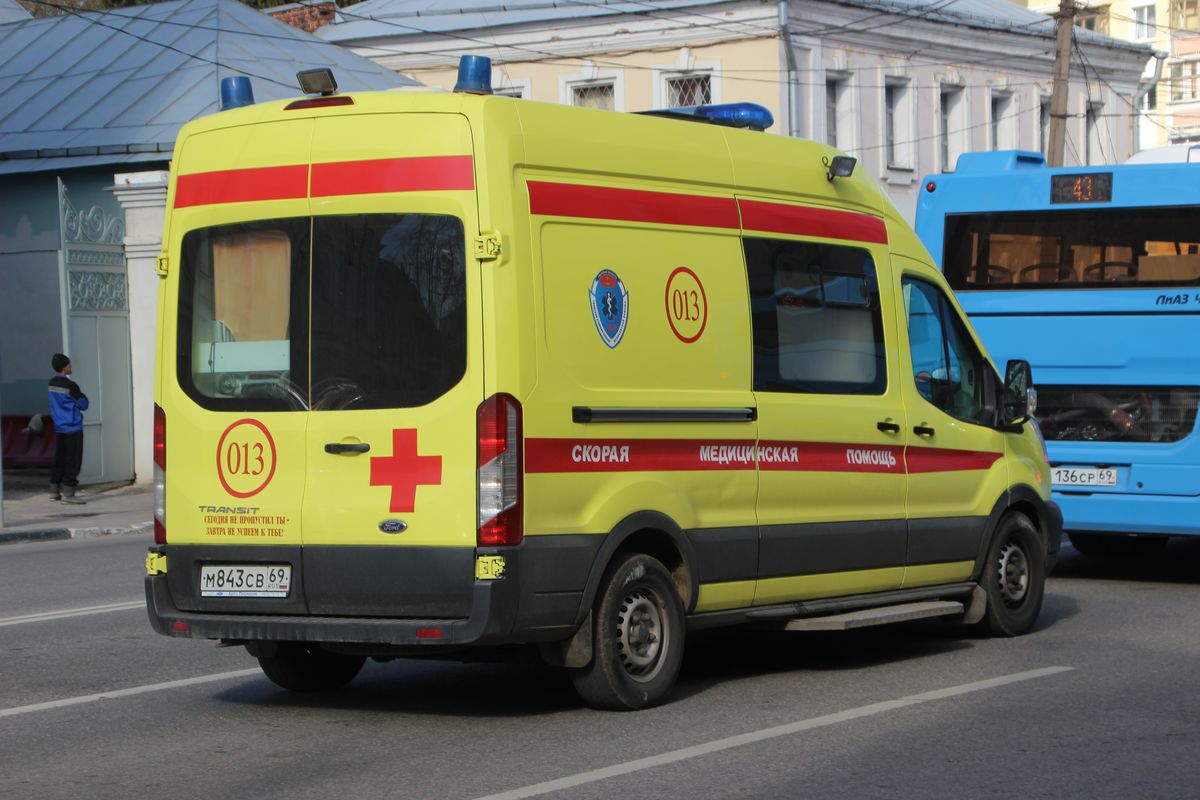 СК выясняют обстоятельства смерти жителя Твери в бассейне - новости Афанасий