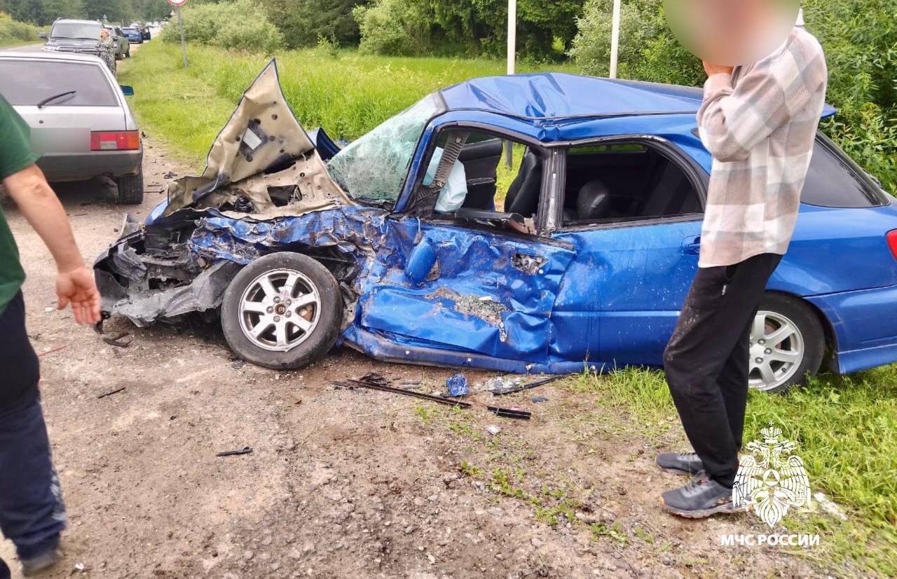 На перекрестке дороги Тверь — Тургиново столкнулись две легковушки - новости Афанасий