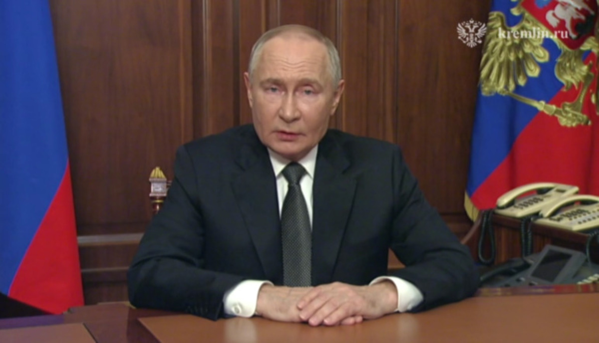 Путин выступил с заявлением о применении дальнобойного оружия в конфликте на Украине Видео: Кремль