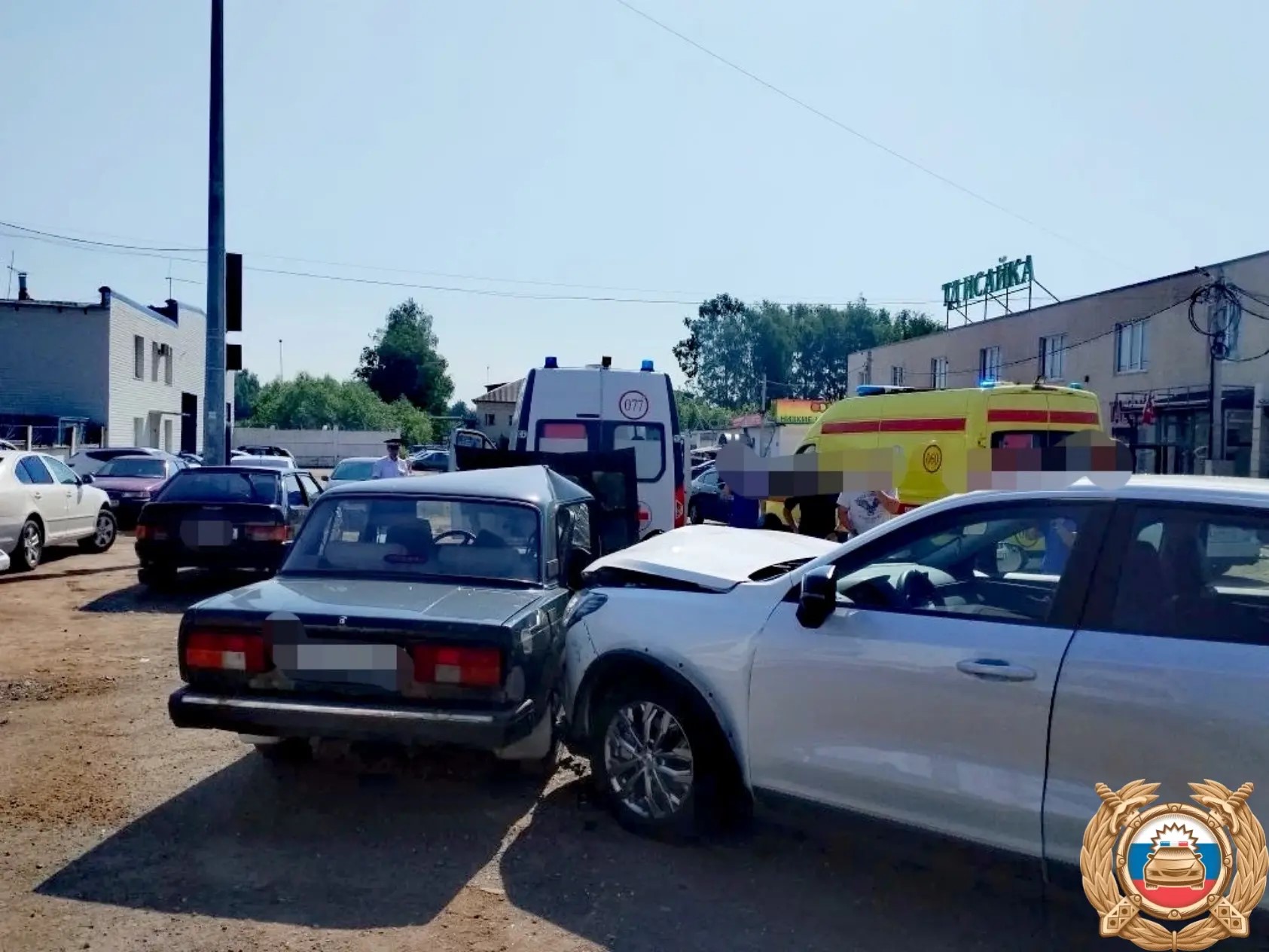 В Твери на улице Шишкова столкнулись две легковушки Фото: ГАИ