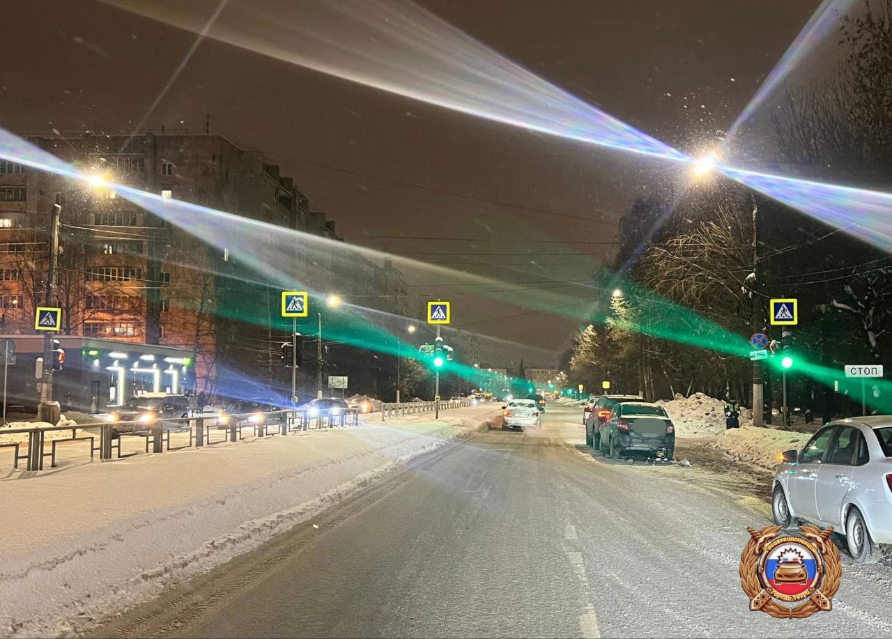 В Твери в ДТП на перекрестке пострадал 6-летний ребенок Фото: ГАИ