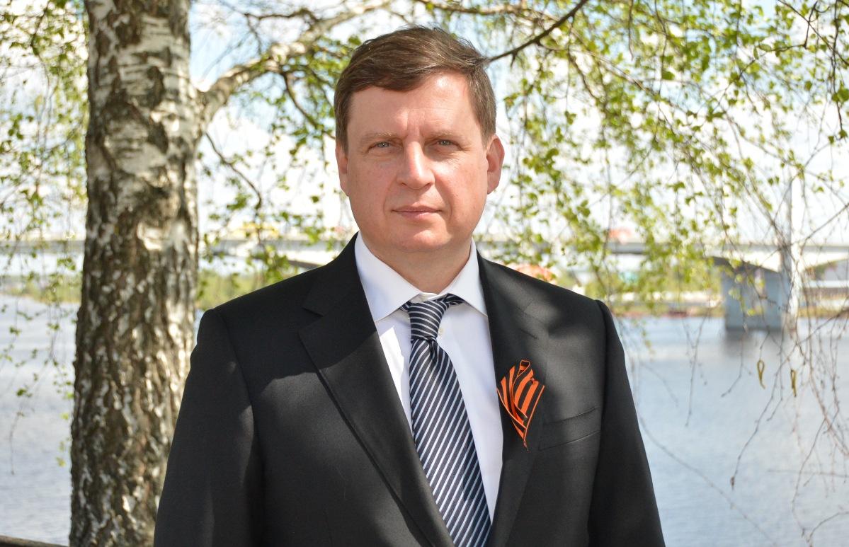 Сенатор Андрей Епишин поздравляет жителей Тверской области с Днем Победы - новости Афанасий